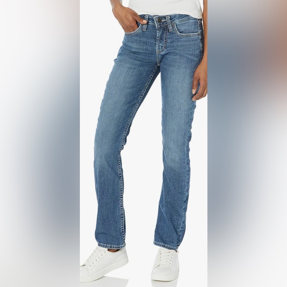 Silver Authentic Women’s The Curvy Fit Slim Straight Blue Jeans Size 6 x 31